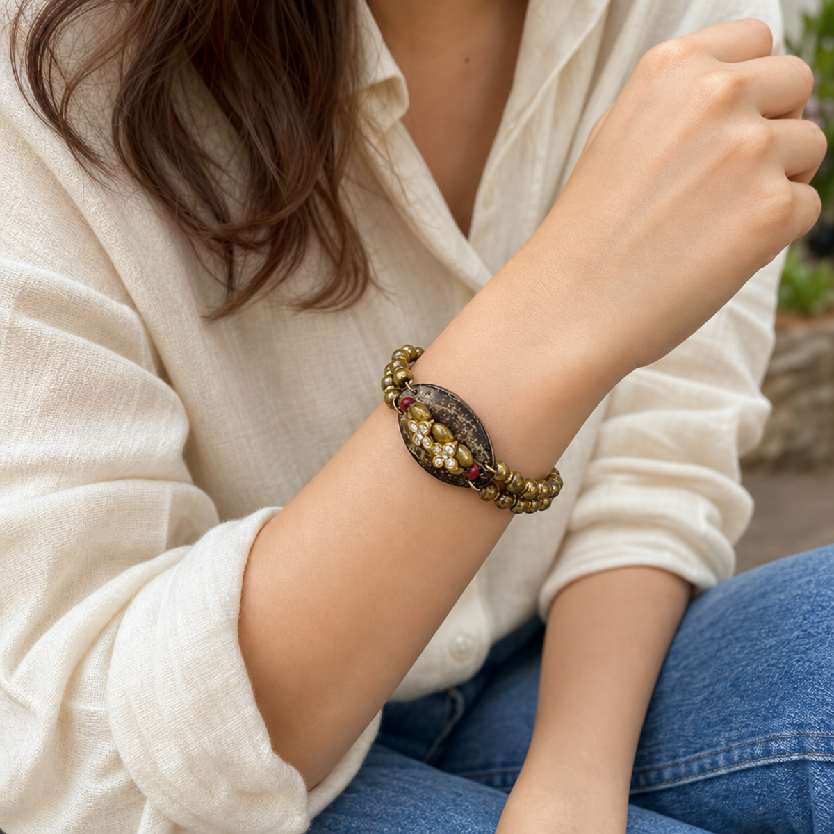 Gold Wood-Effect Acrylic Bead Bracelet