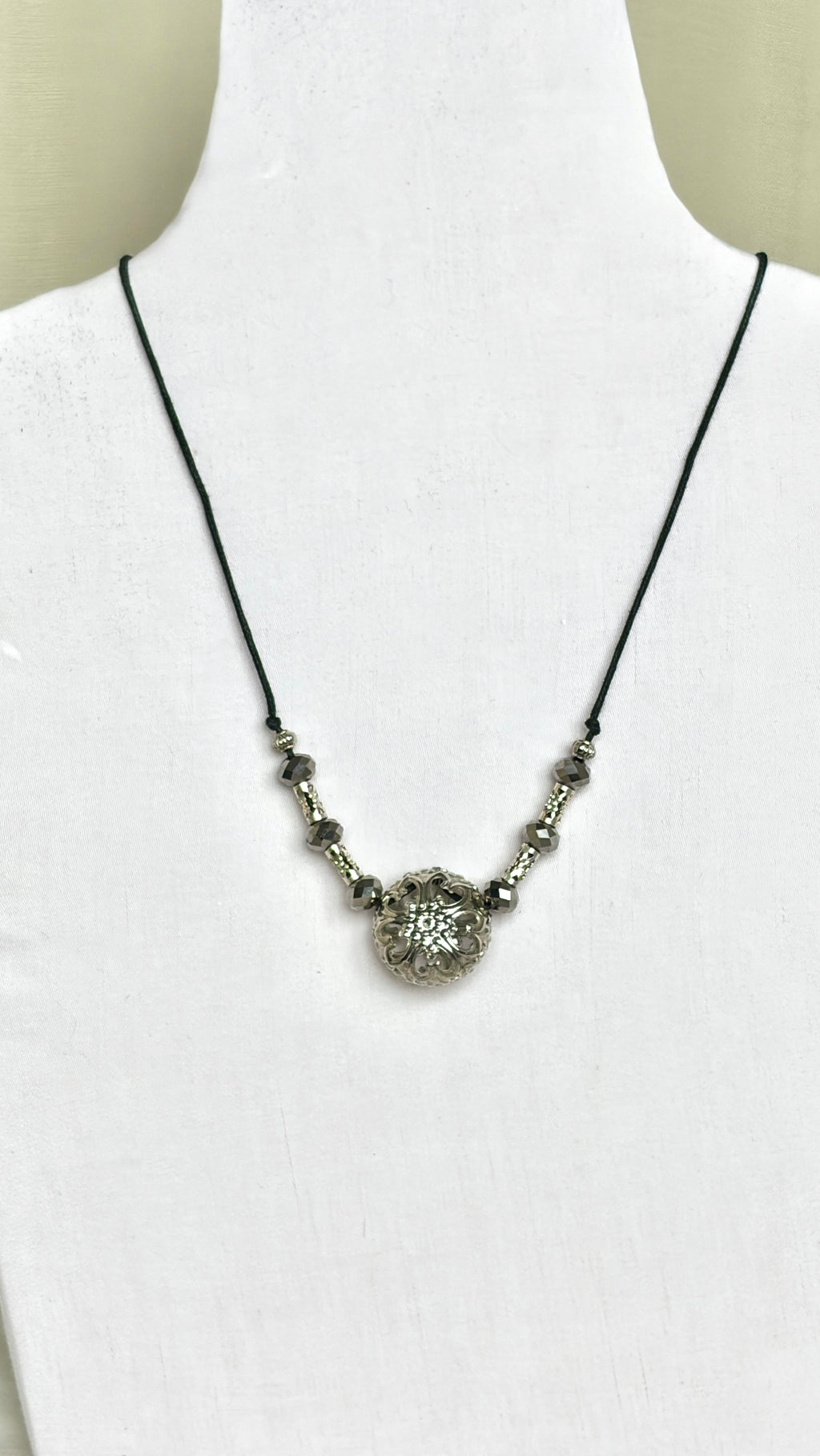 Silver Filigree Flower Pendant Necklace