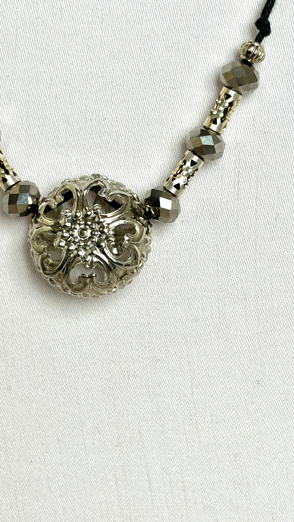 Silver Filigree Flower Pendant Necklace