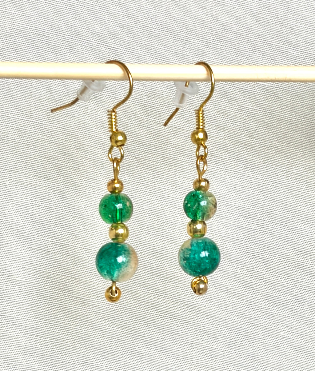 Emerald Green Crackle Glass Bead Drop Earrings | Gold Tone