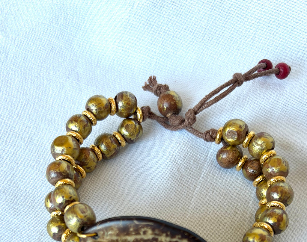 Gold Wood-Effect Acrylic Bead Bracelet