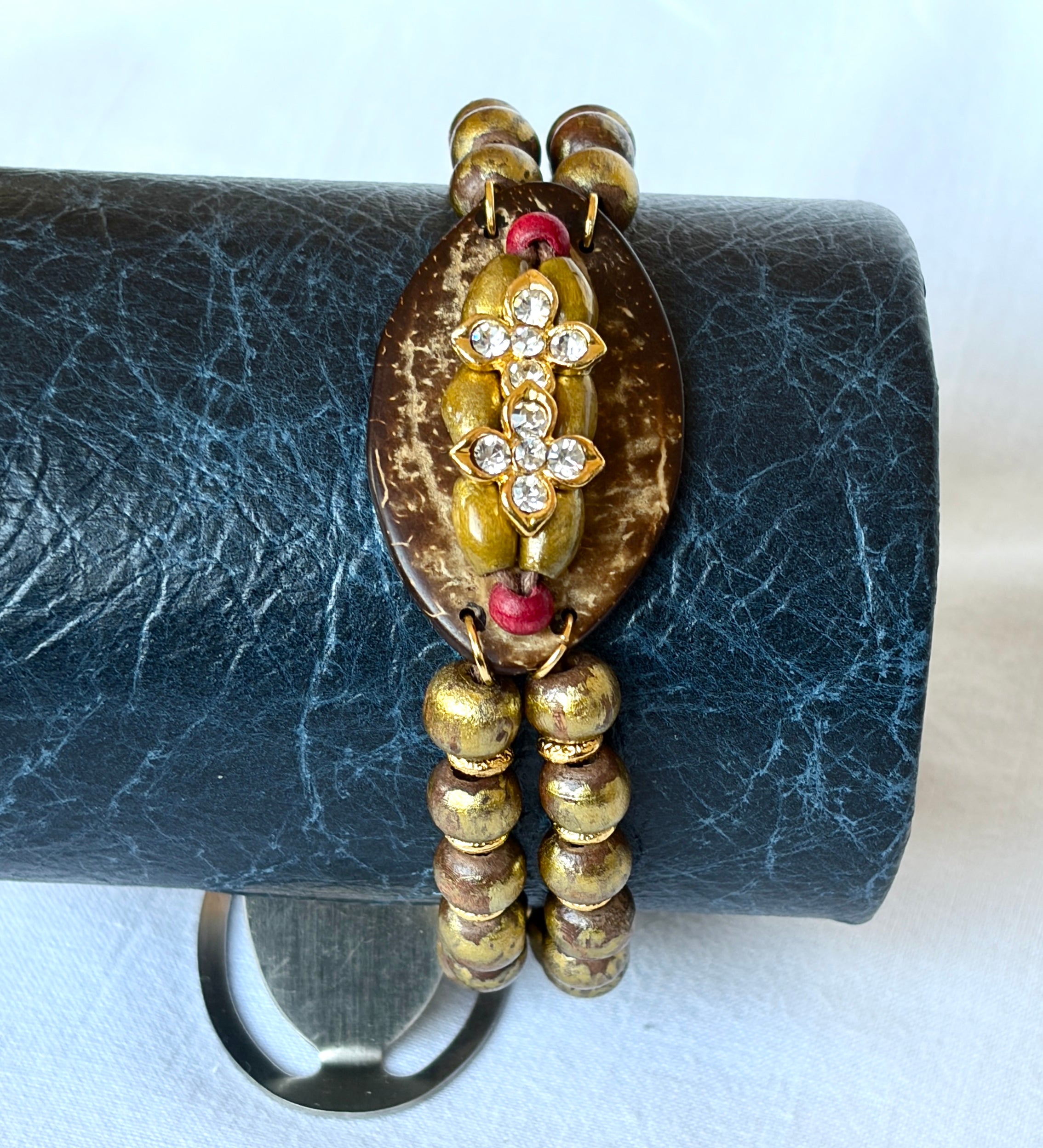 Gold Wood-Effect Acrylic Bead Bracelet